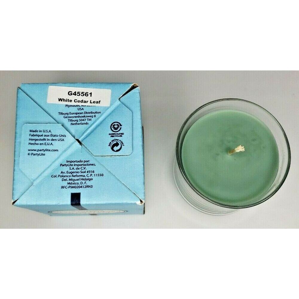 Partylite Essential Jar Candle New in Box White Cedar Leaf P2J/G45561 - Picture 2 of 2